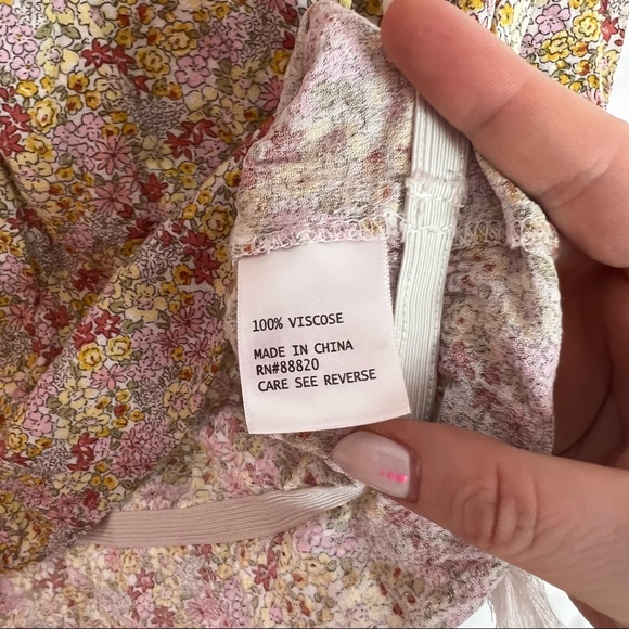 Rachel Zoe Boho Floral Print Blouse, size Large - Picture 3 of 7